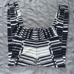 Women’s Nike Dri Fit Leggings M